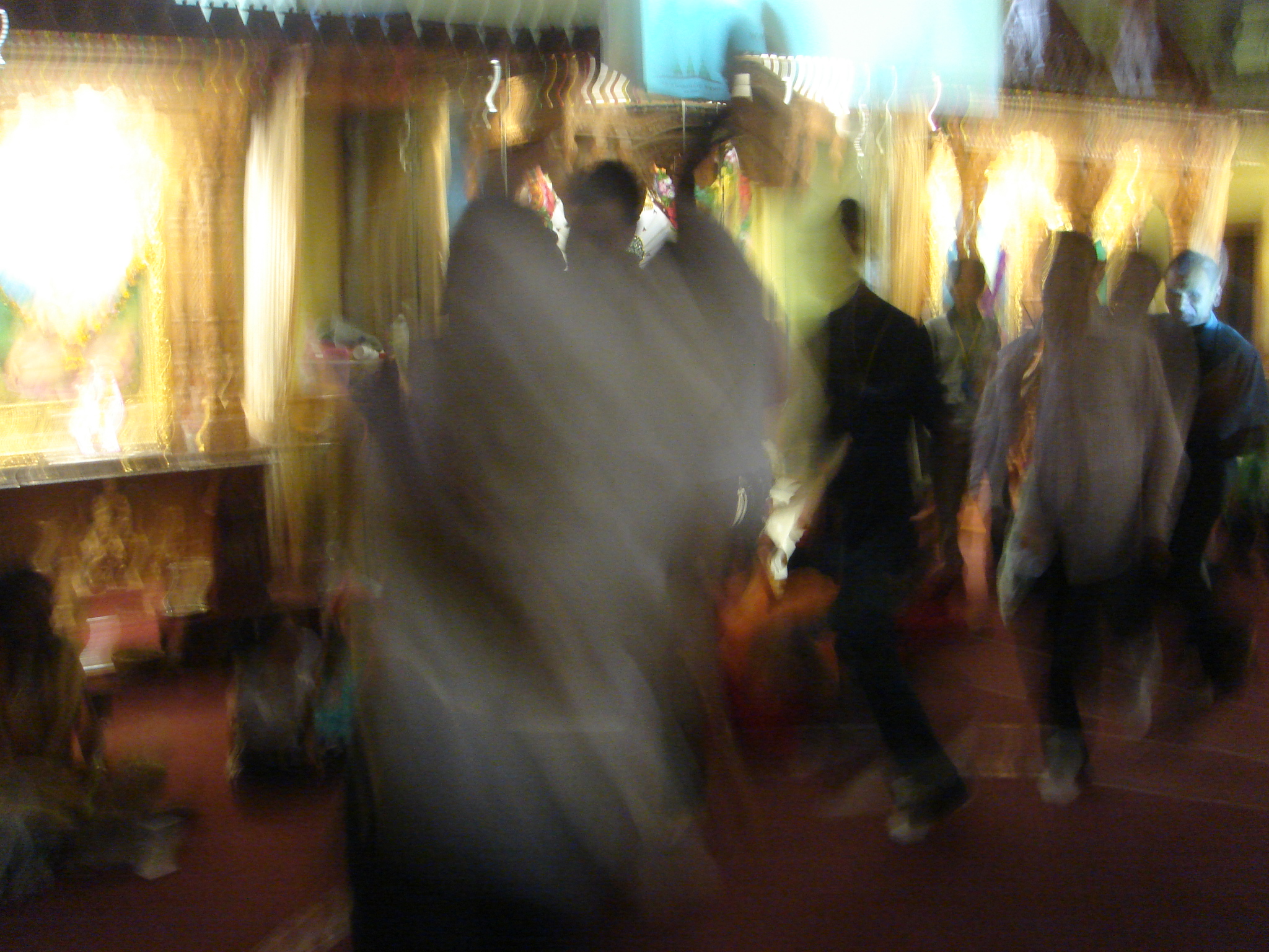 ©1987-2017 SKS Swaminarayan Temple East London