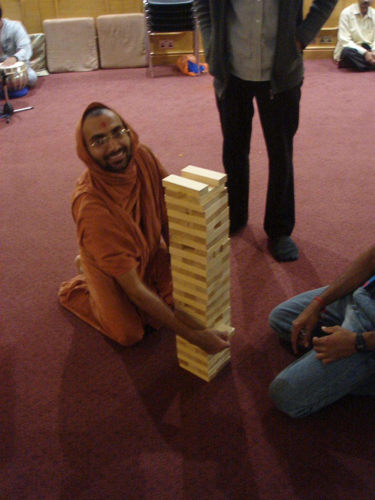 ©1987-2017 SKS Swaminarayan Temple East London