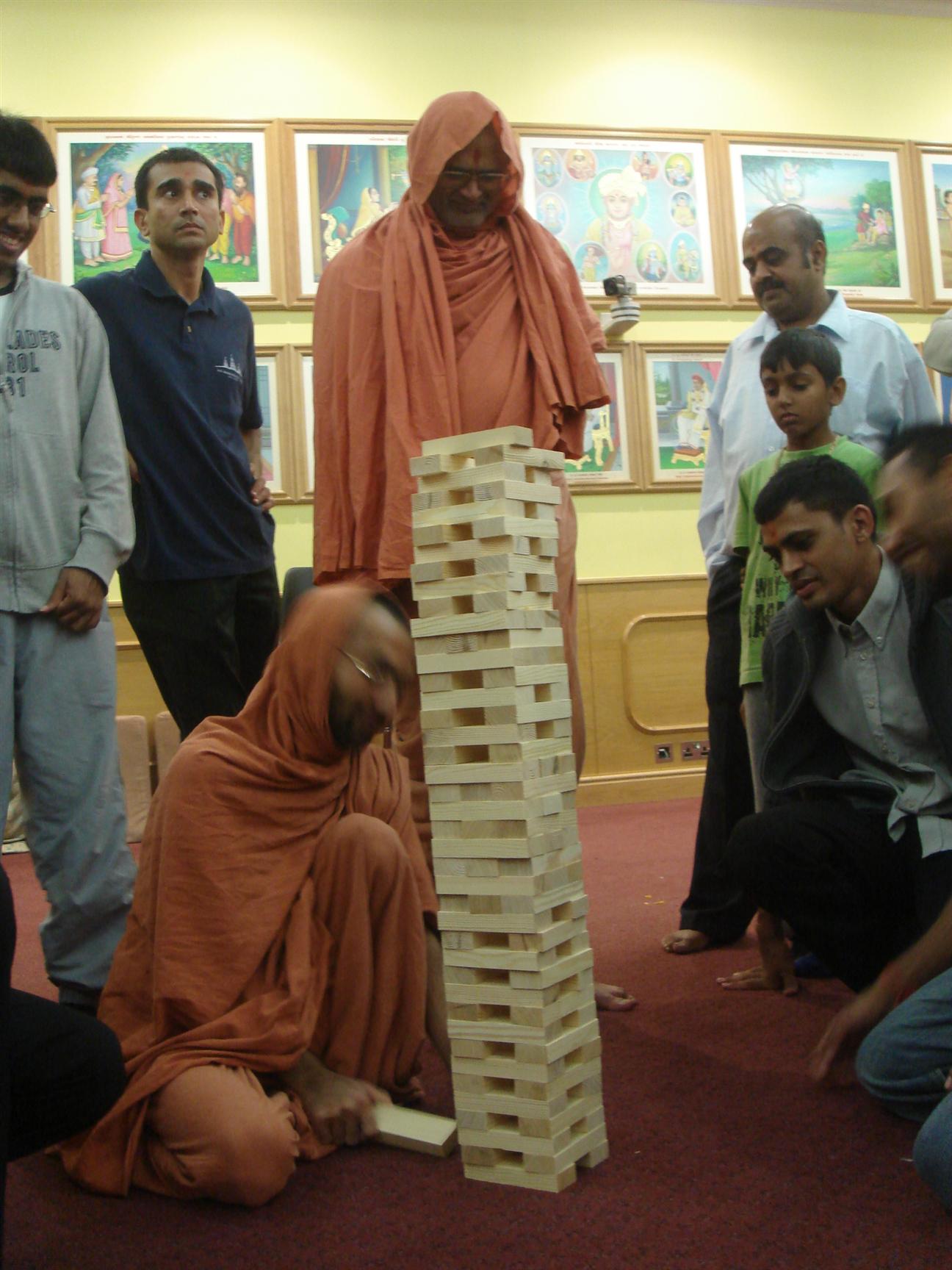 ©1987-2017 SKS Swaminarayan Temple East London
