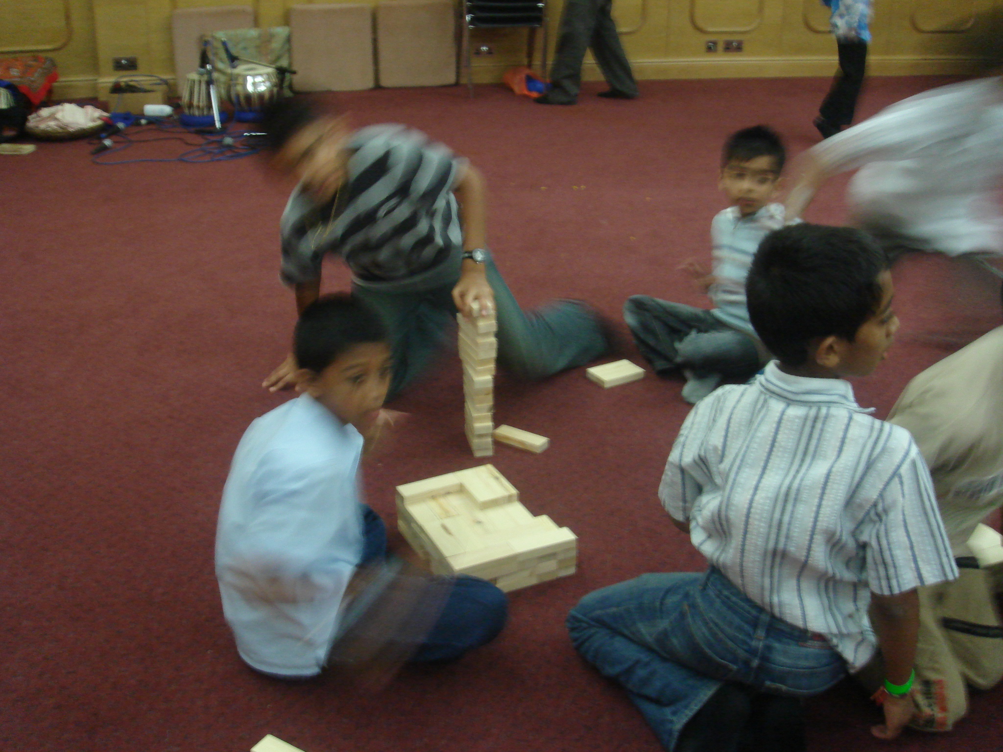 ©1987-2017 SKS Swaminarayan Temple East London