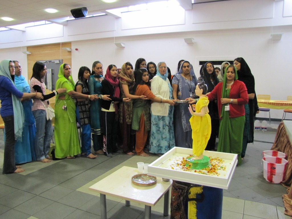 ©1987-2017 SKS Swaminarayan Temple East London