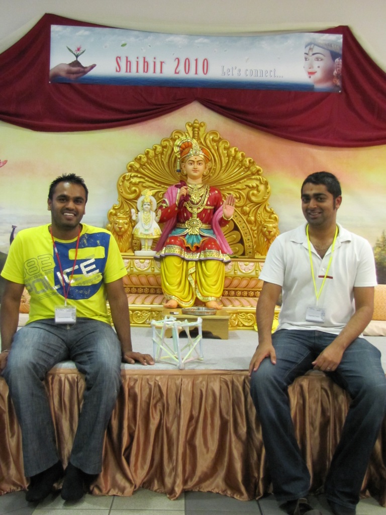 ©1987-2017 SKS Swaminarayan Temple East London