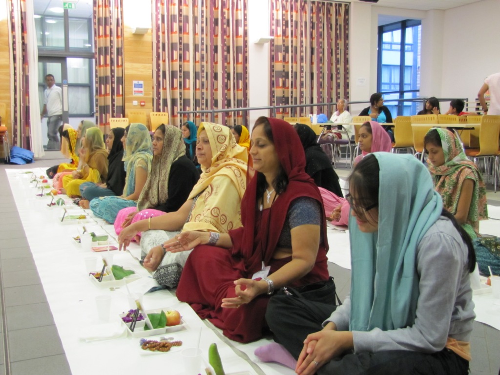 ©1987-2017 SKS Swaminarayan Temple East London