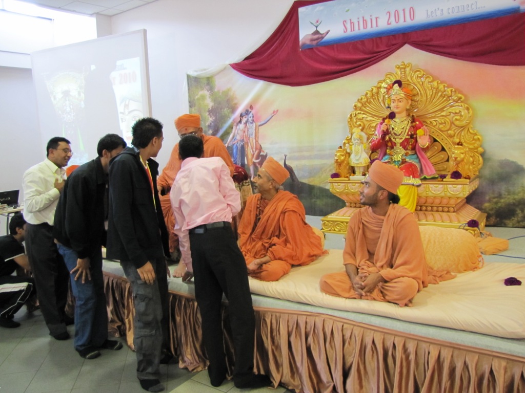 ©1987-2017 SKS Swaminarayan Temple East London