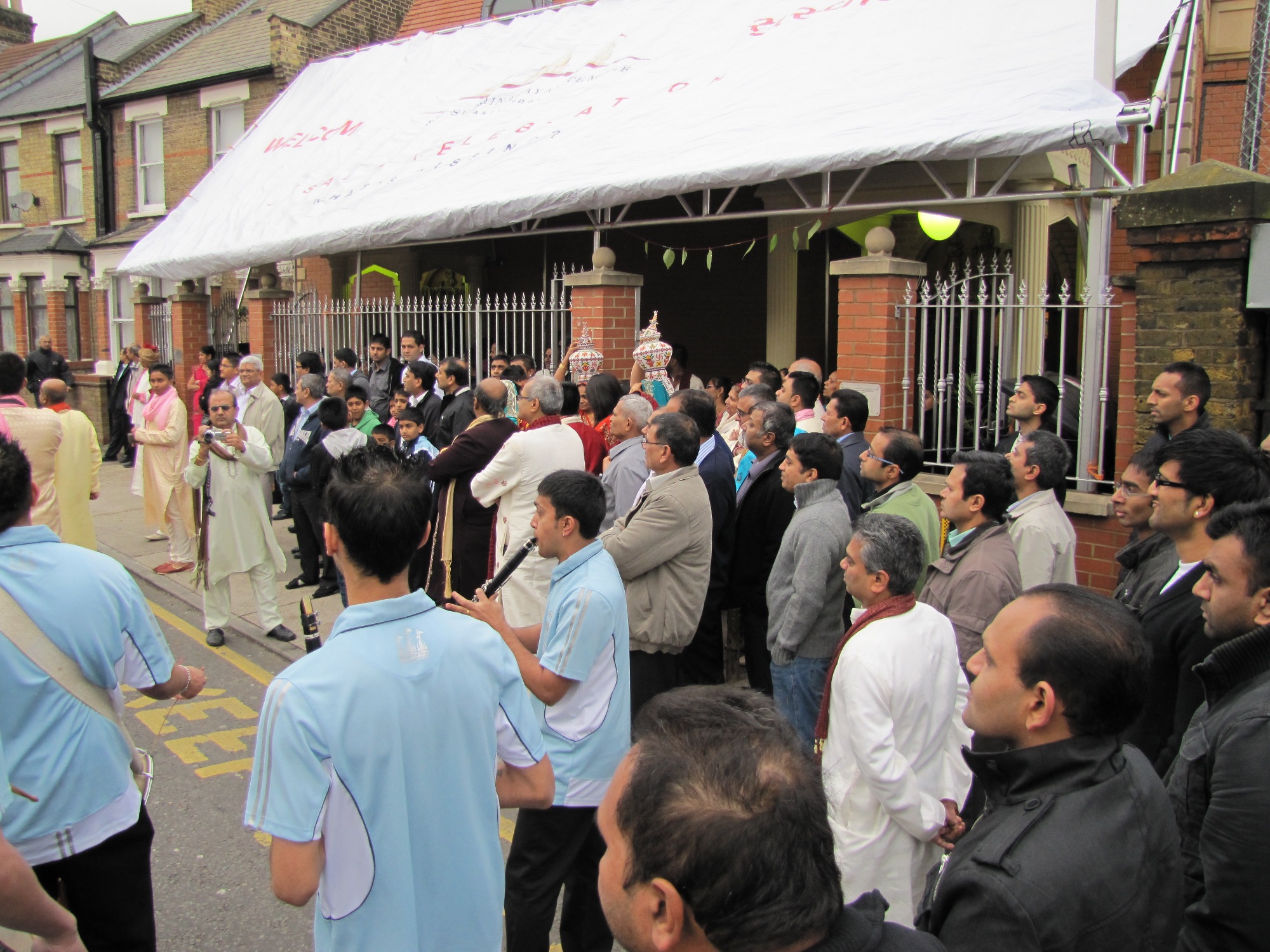 ©1987-2017 SKS Swaminarayan Temple East London