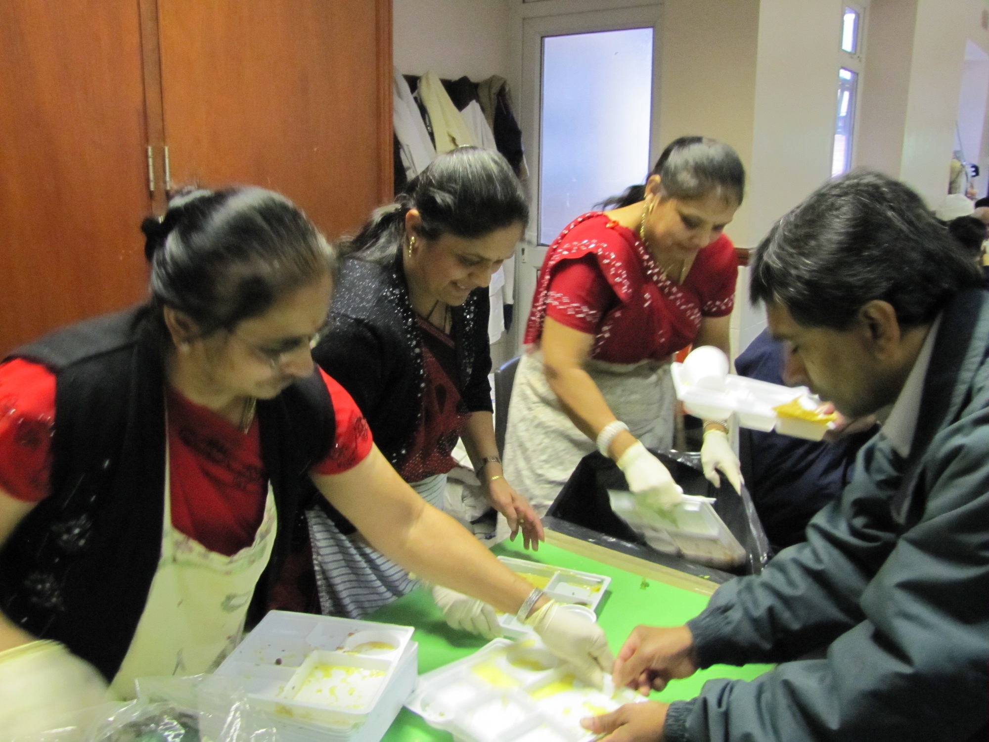 ©1987-2017 SKS Swaminarayan Temple East London