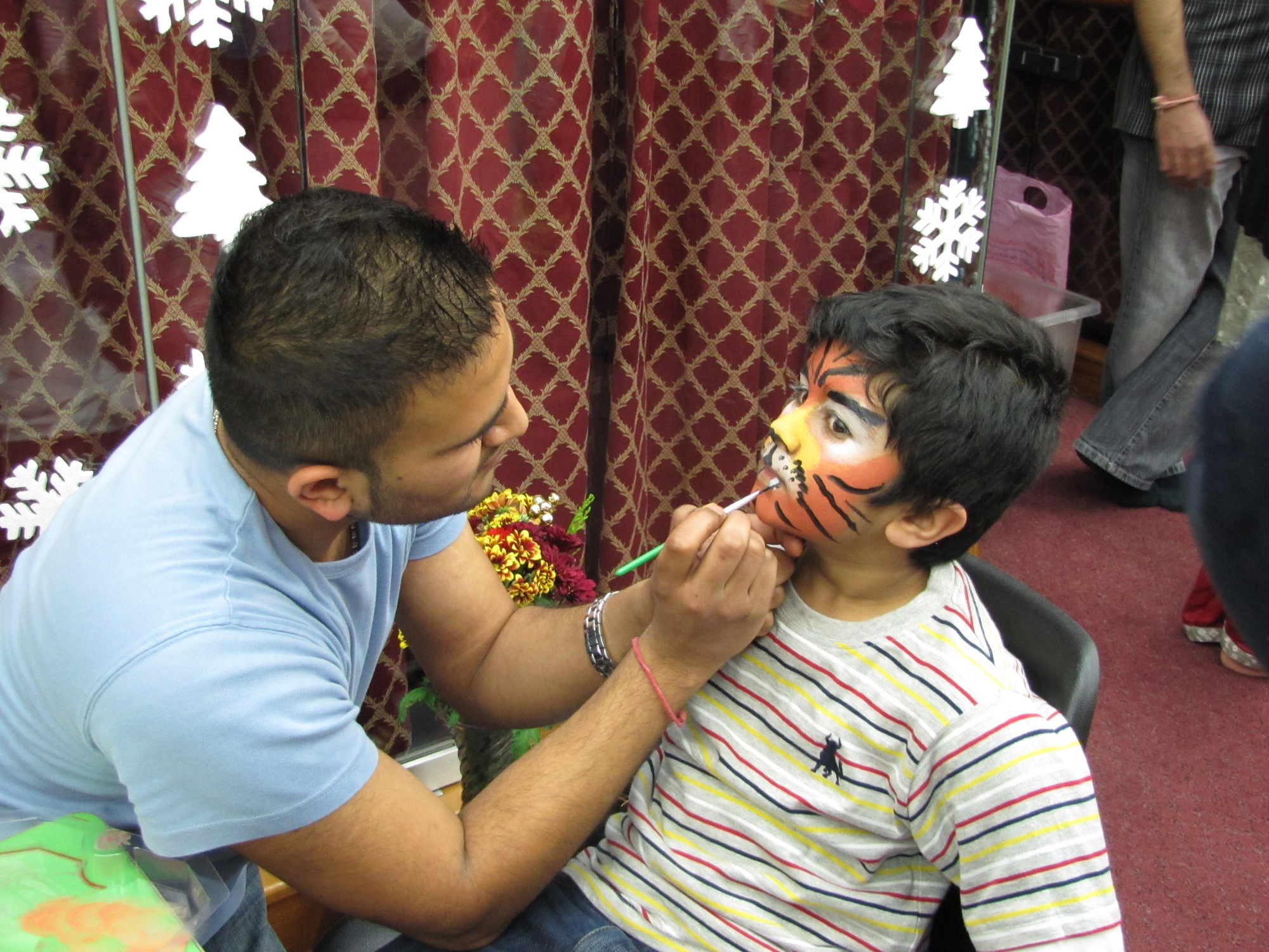 ©1987-2017 SKS Swaminarayan Temple East London