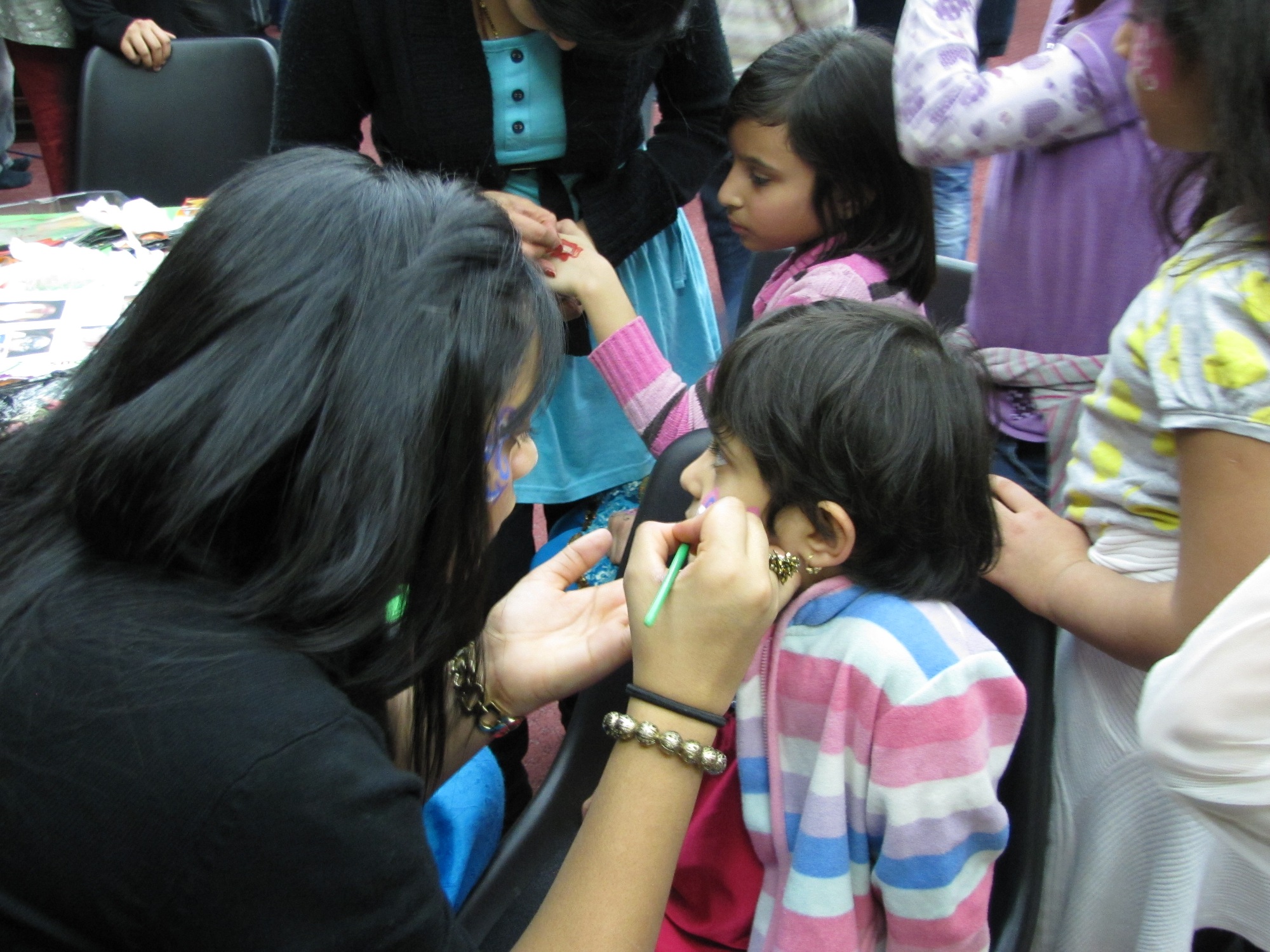 ©1987-2017 SKS Swaminarayan Temple East London