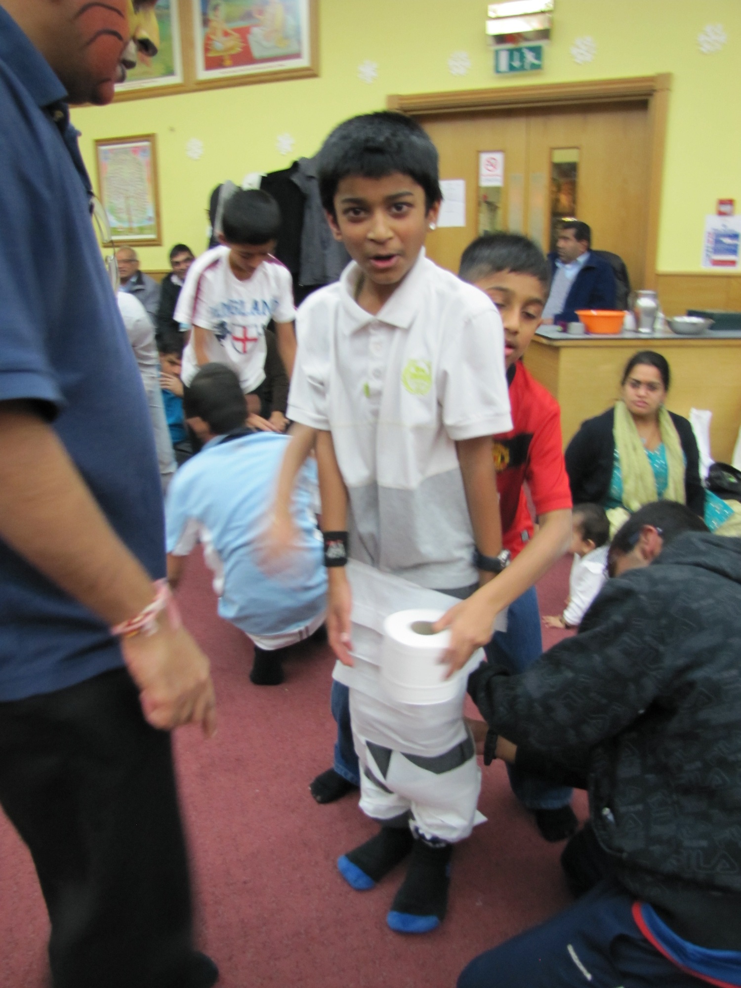 ©1987-2017 SKS Swaminarayan Temple East London