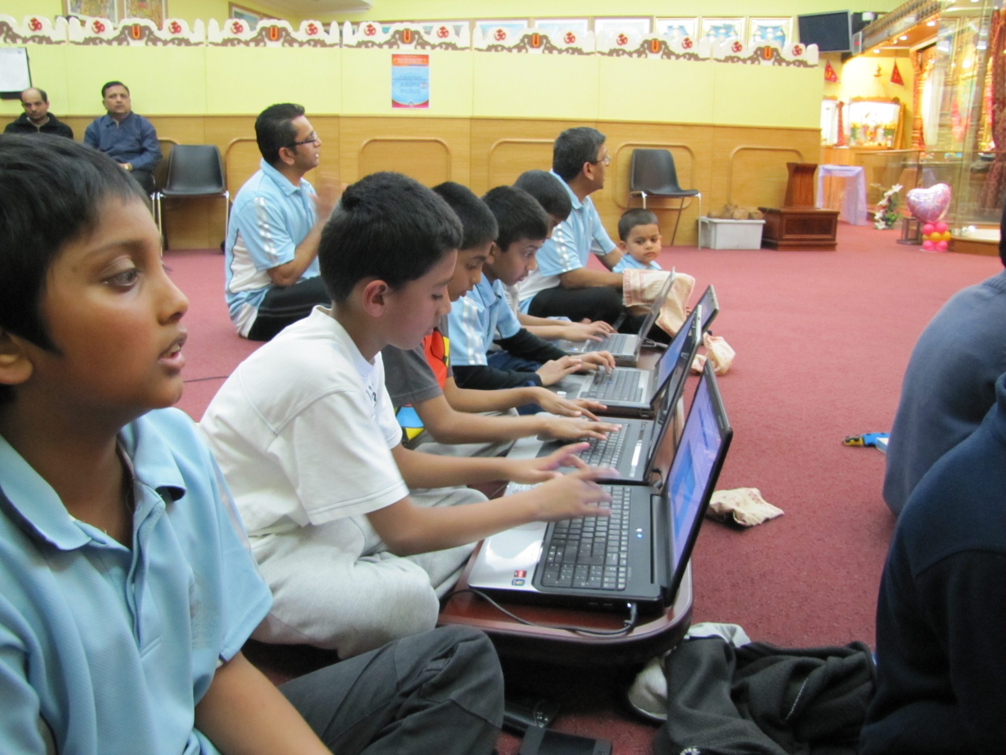 ©1987-2017 SKS Swaminarayan Temple East London