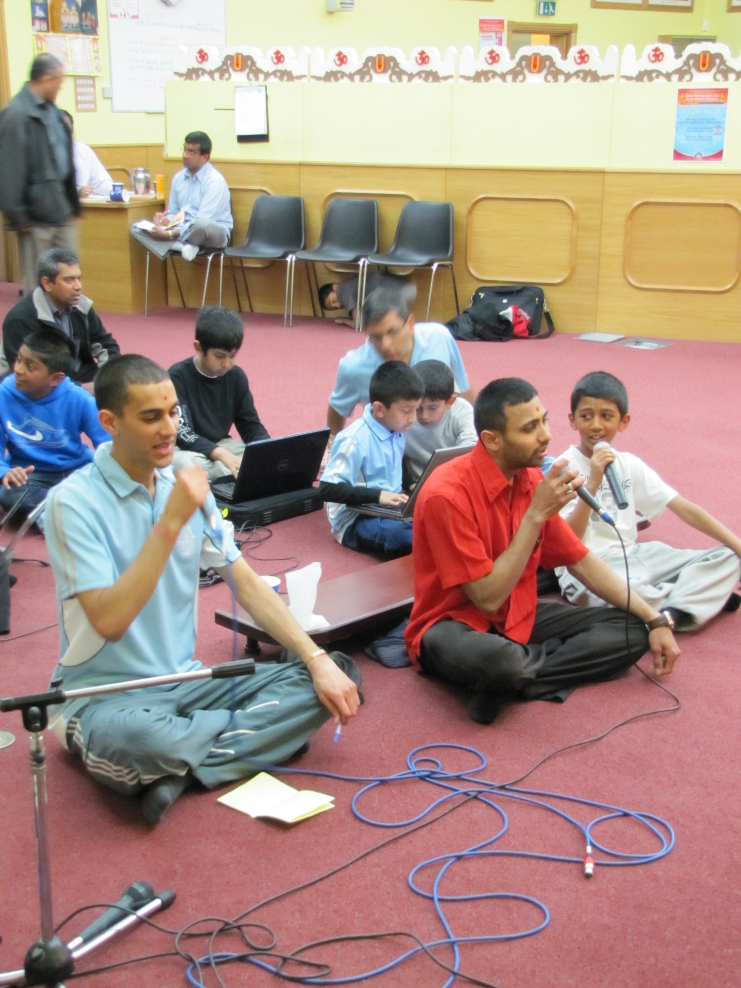 ©1987-2017 SKS Swaminarayan Temple East London