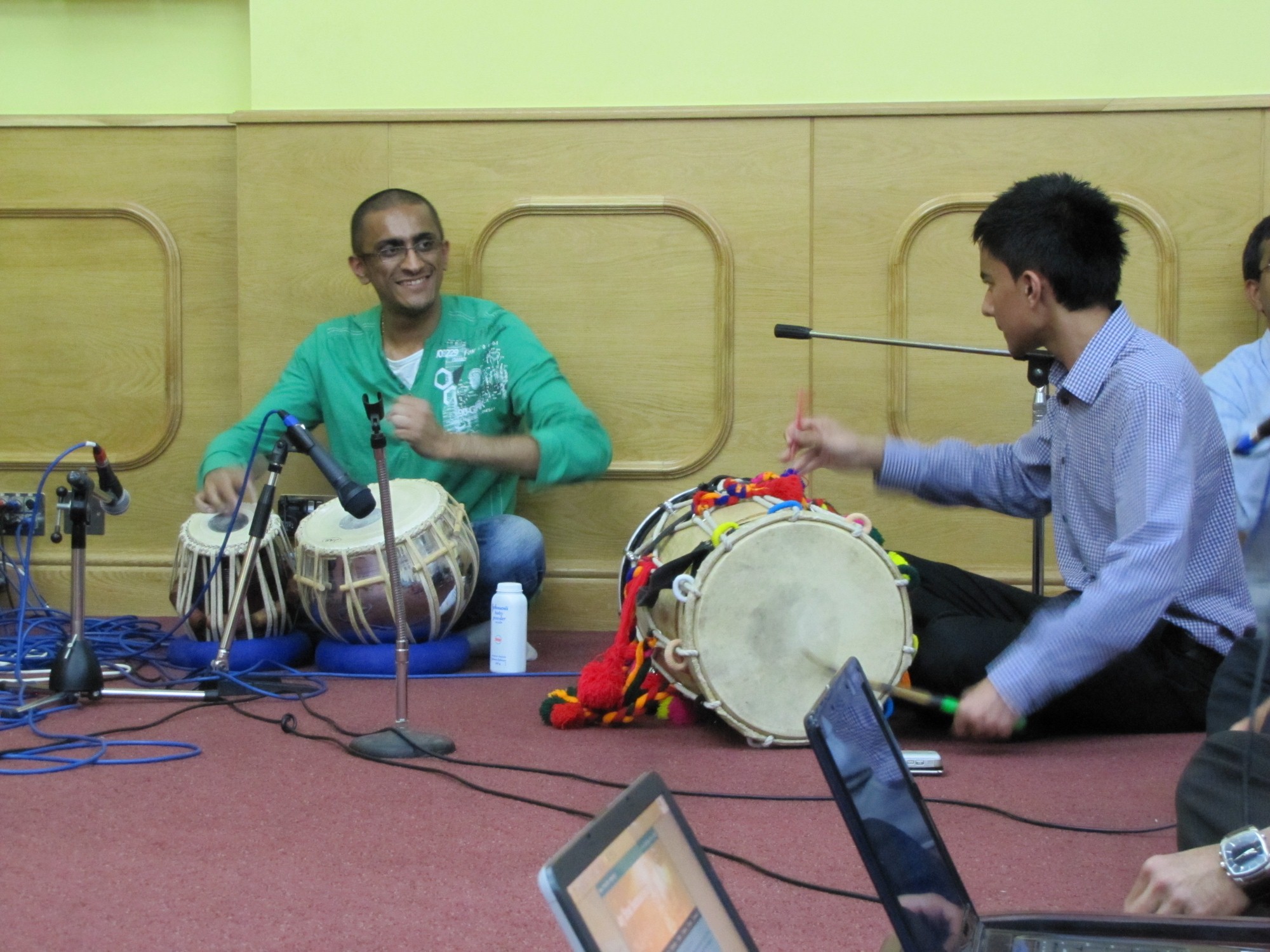 ©1987-2017 SKS Swaminarayan Temple East London