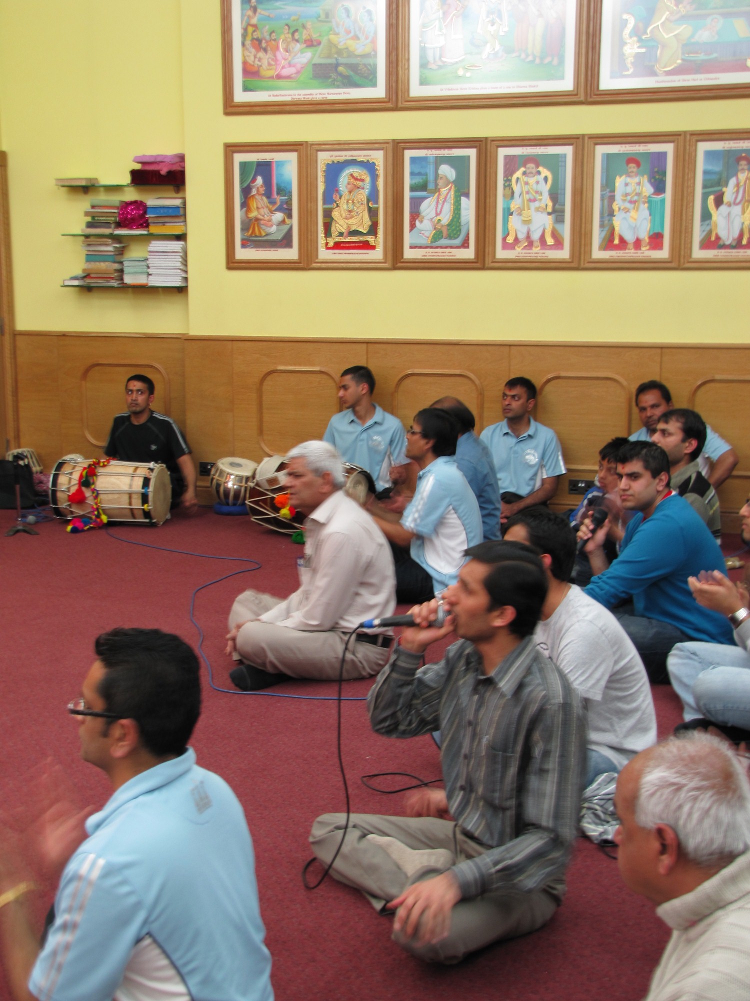 ©1987-2017 SKS Swaminarayan Temple East London