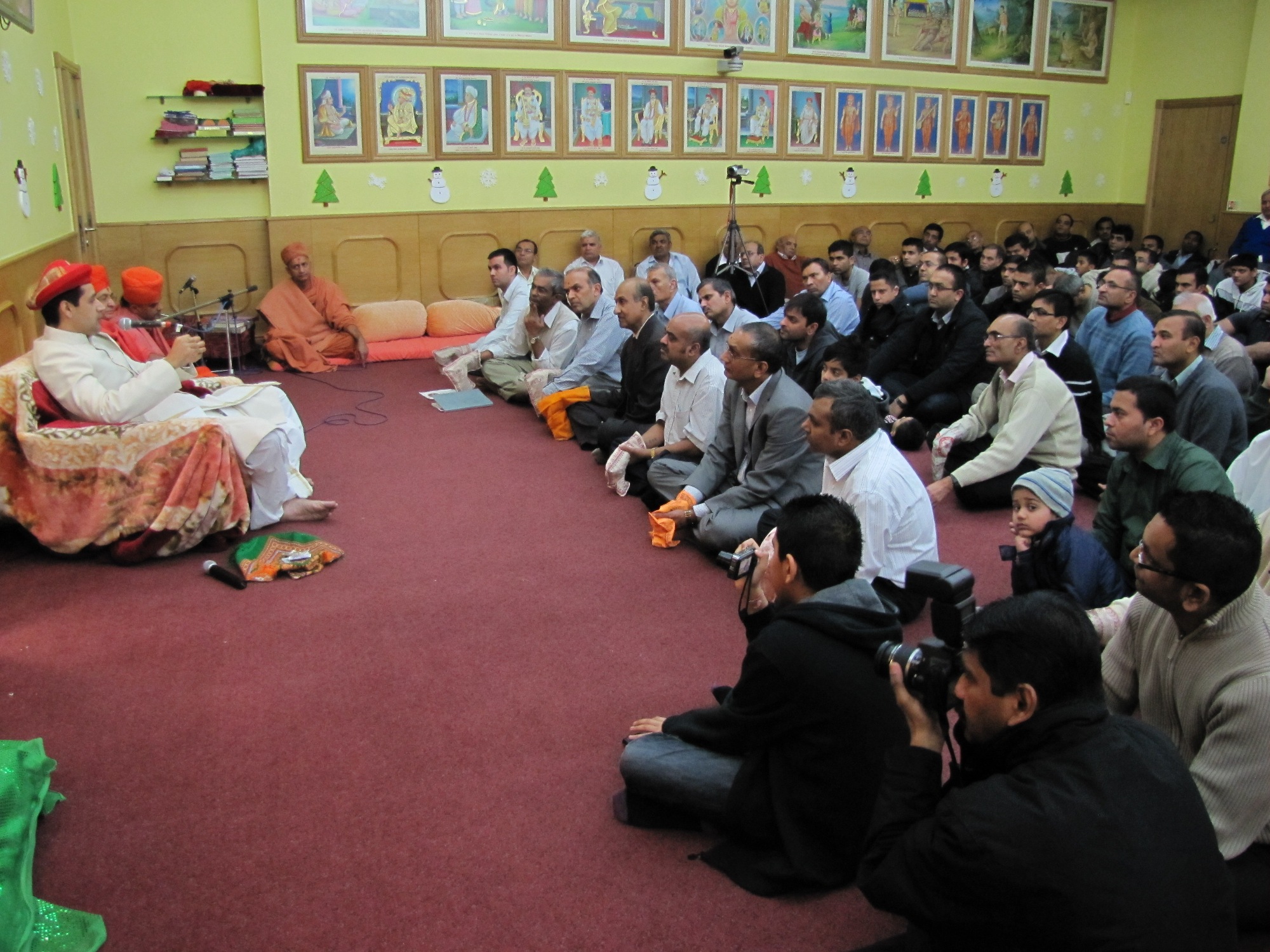 ©1987-2017 SKS Swaminarayan Temple East London