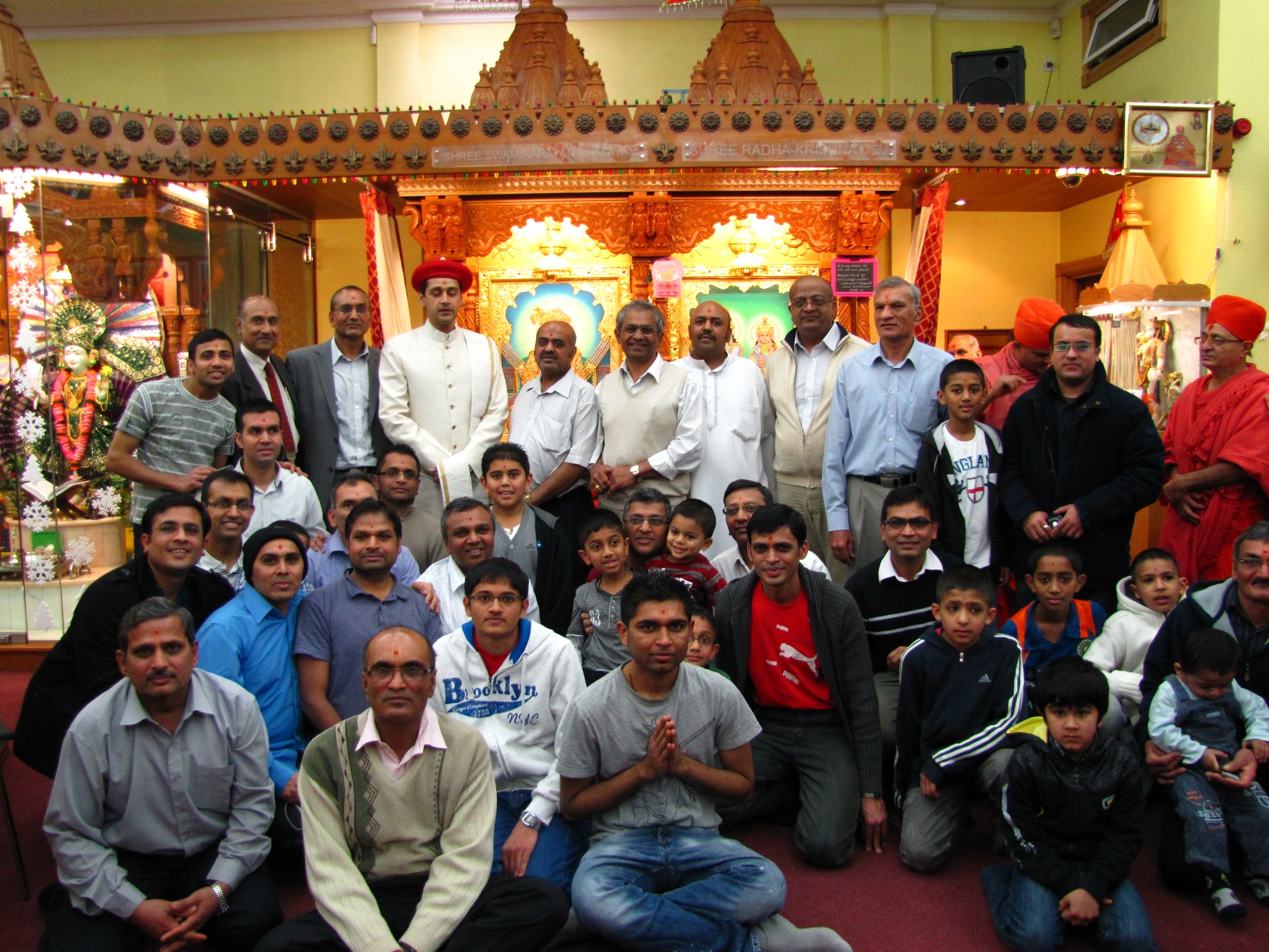 ©1987-2017 SKS Swaminarayan Temple East London