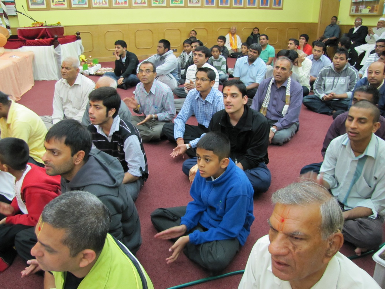 ©1987-2017 SKS Swaminarayan Temple East London