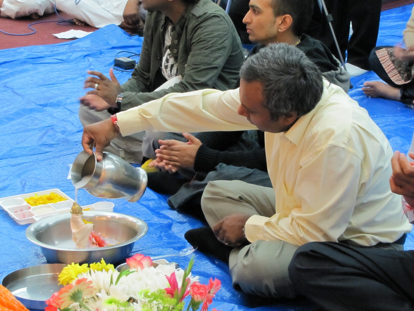©1987-2017 SKS Swaminarayan Temple East London