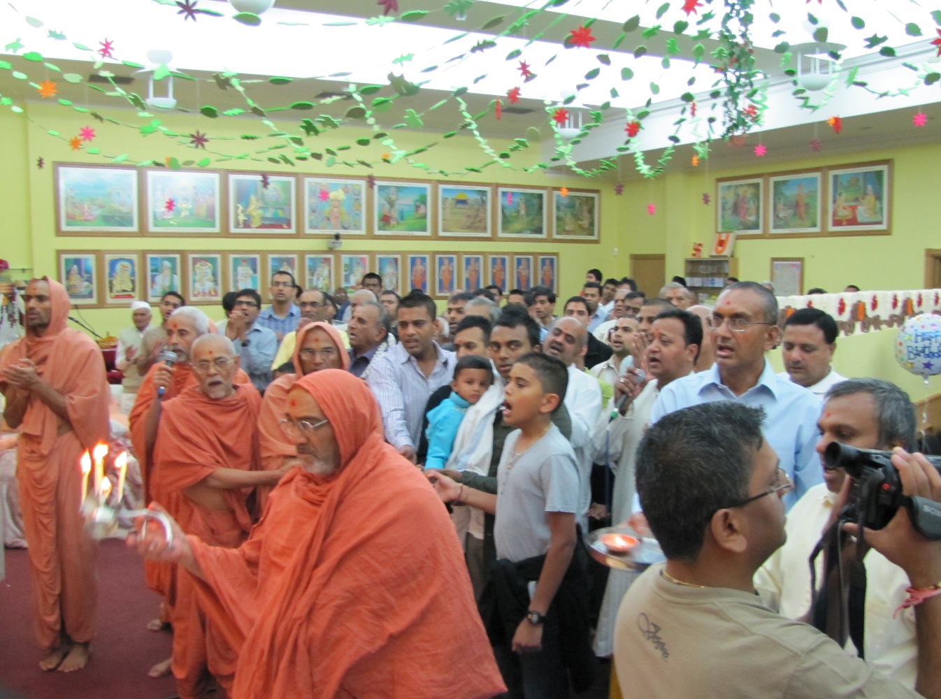 ©1987-2017 SKS Swaminarayan Temple East London
