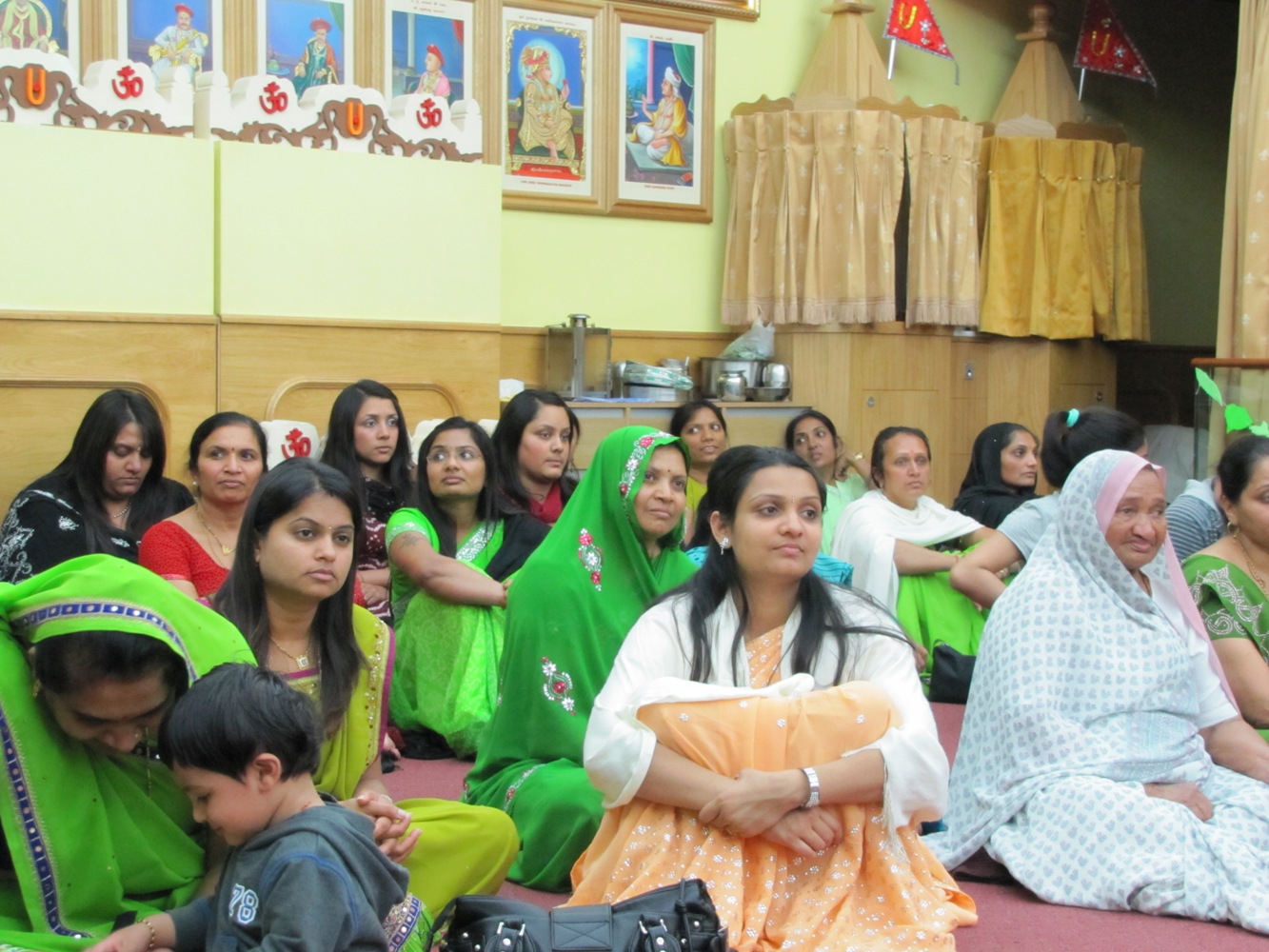 ©1987-2017 SKS Swaminarayan Temple East London