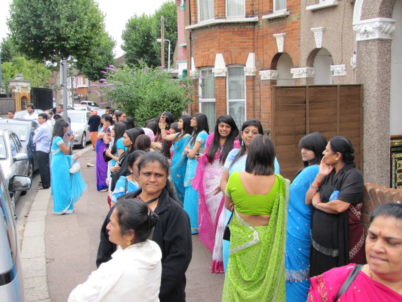 ©1987-2017 SKS Swaminarayan Temple East London