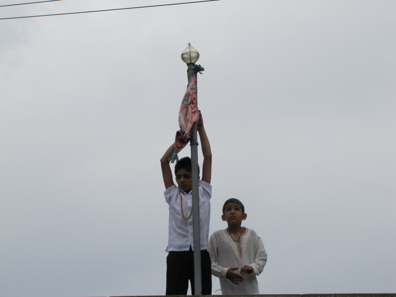 ©1987-2017 SKS Swaminarayan Temple East London