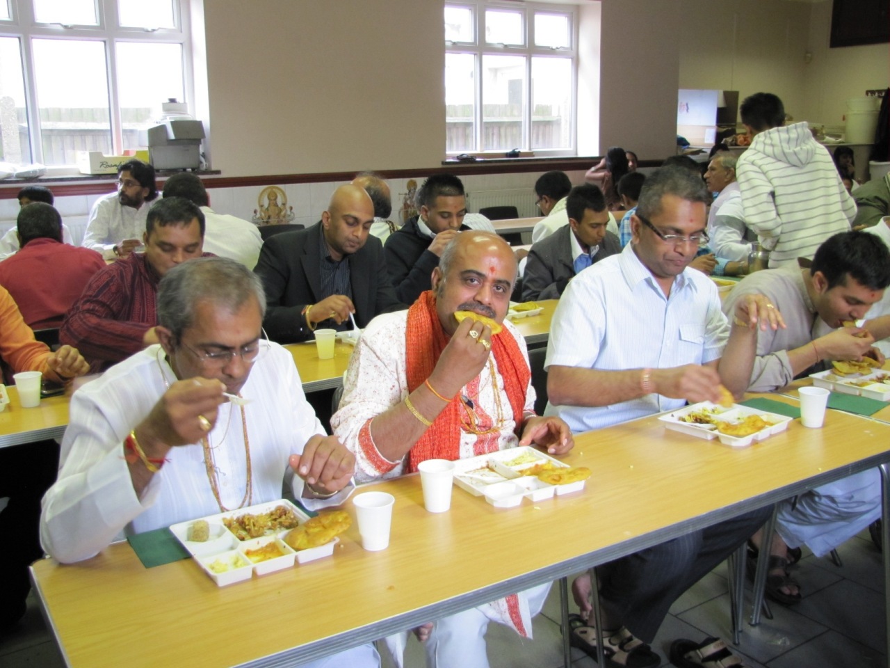 ©1987-2017 SKS Swaminarayan Temple East London