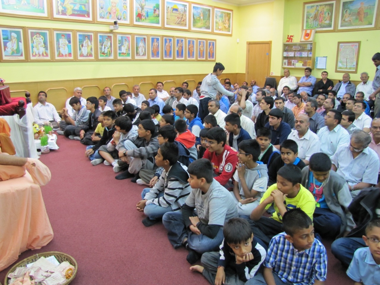 ©1987-2017 SKS Swaminarayan Temple East London